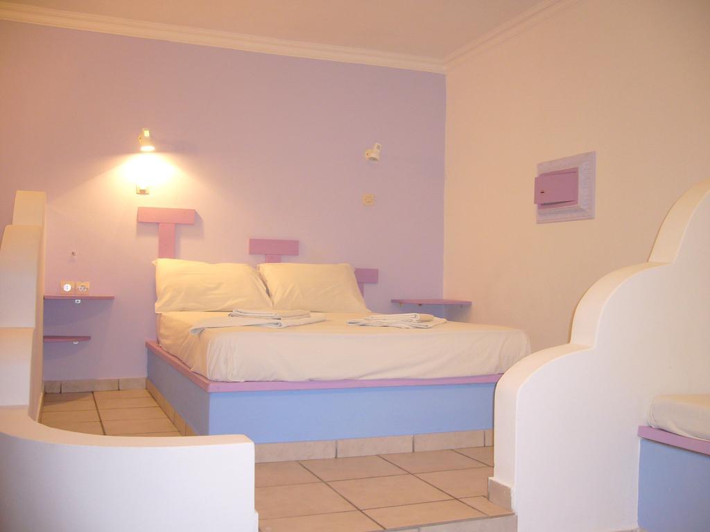 San Efrem Aparthotel Perissa  Exterior foto